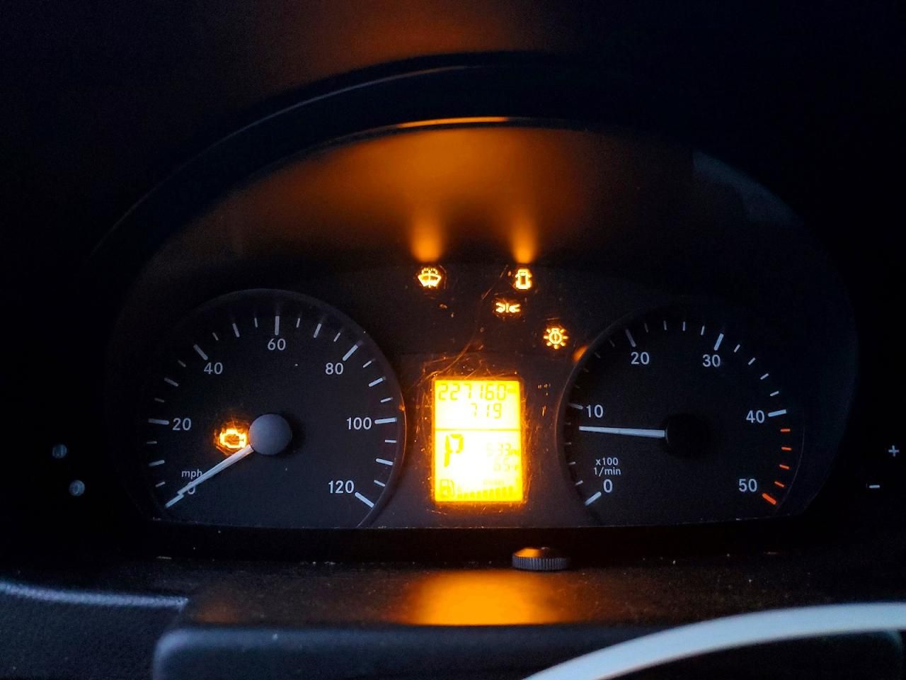 2018 Mercedes-Benz 2018 Mercedes Benz Sprinter 2500 Delivery van