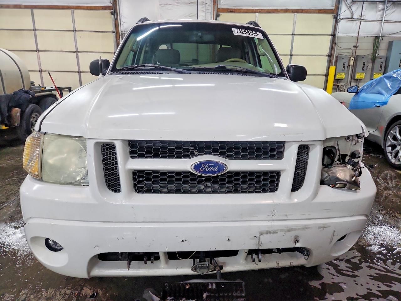 2004 Ford Explorer Sport Trac