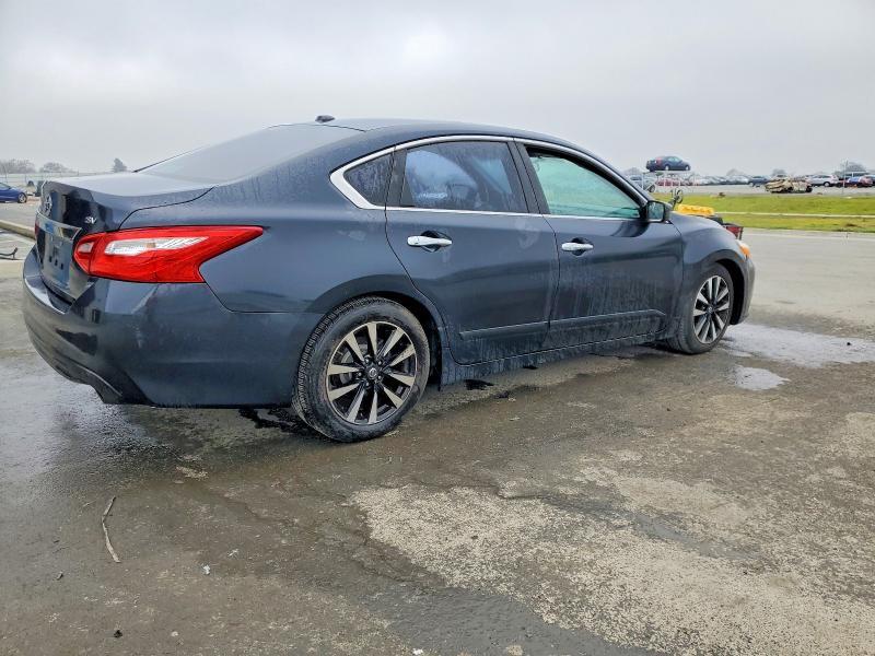 2016 Nissan Altima 2.5 sv