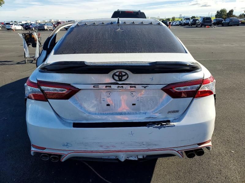 2020 Toyota Camry xse