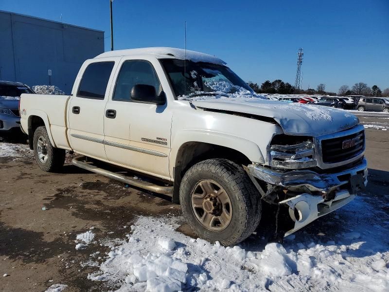 2004 GMC Sierra K2500 Heavy Duty
