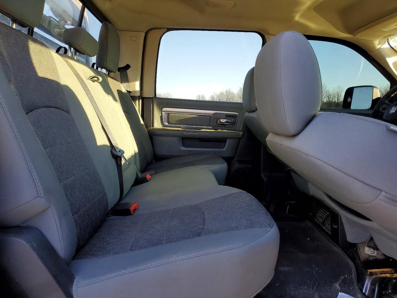 2015 Dodge RAM 3500 Flatbed Truck