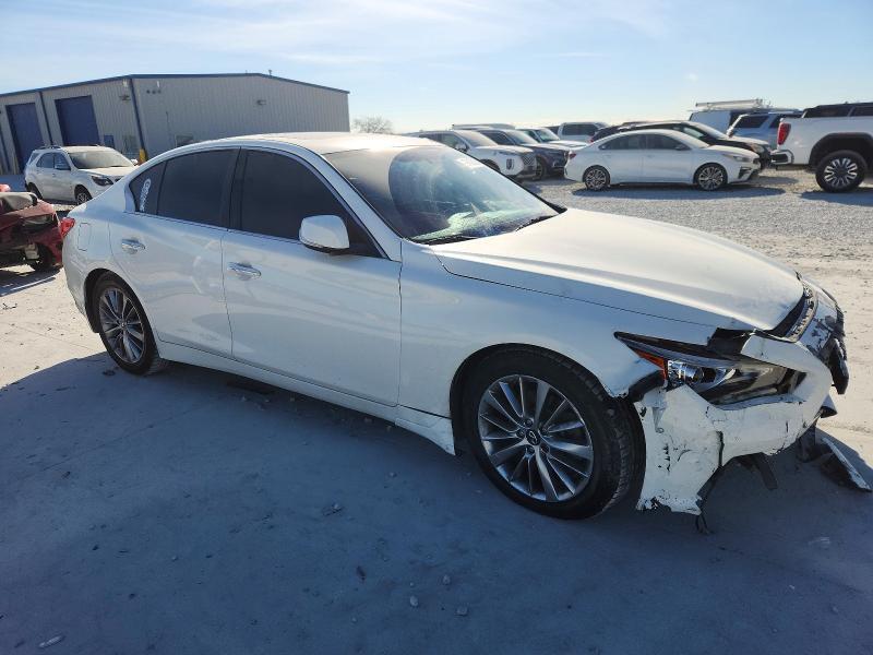 2017 Infinity Q50