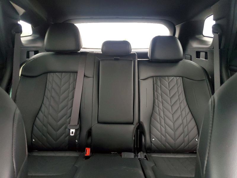 2025 KIA Sportage x Line