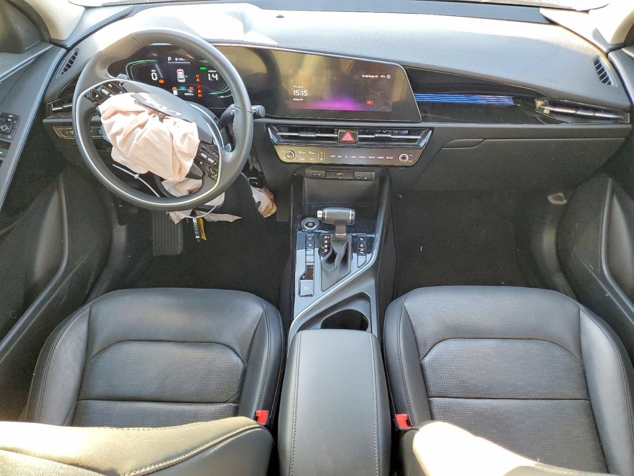 2023 KIA Niro sx
