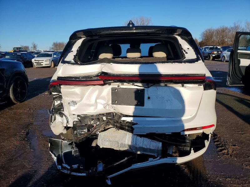 2025 Lincoln Nautilus Reserve