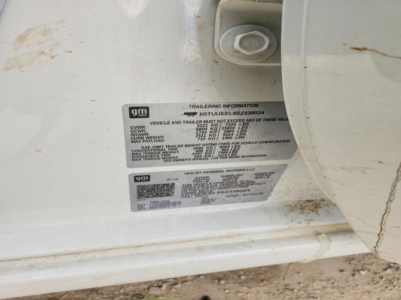 2025 GMC Sierra K1500 AT4