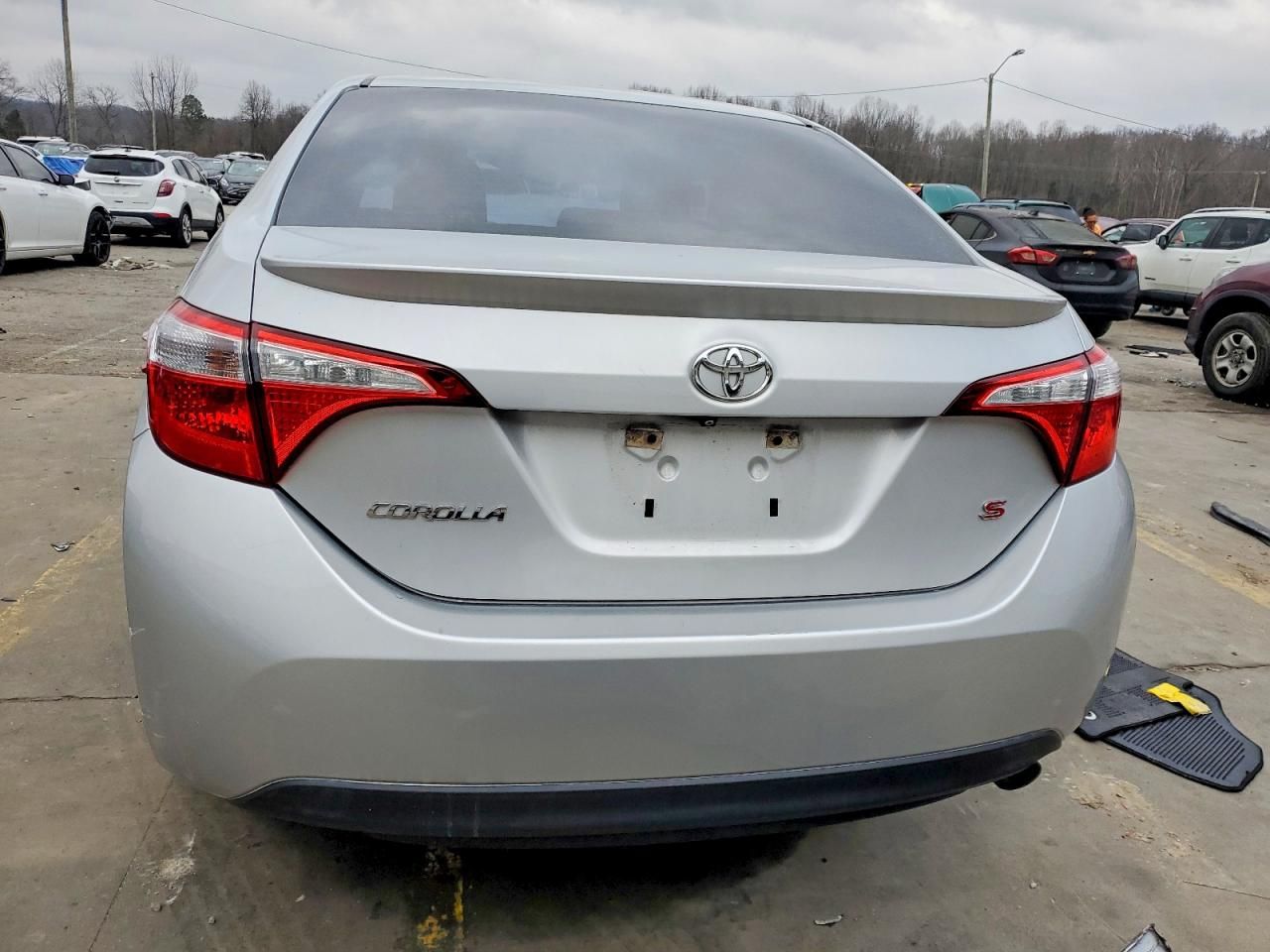 2015 Toyota Corolla l