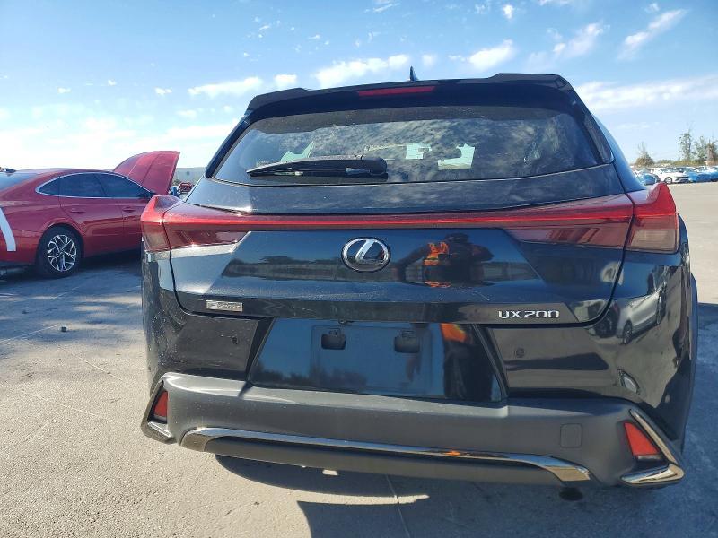 2021 Lexus Ux 200
