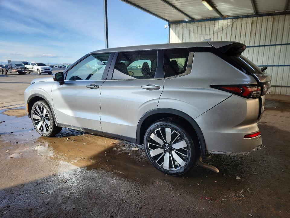 2025 Mitsubishi Outlander se