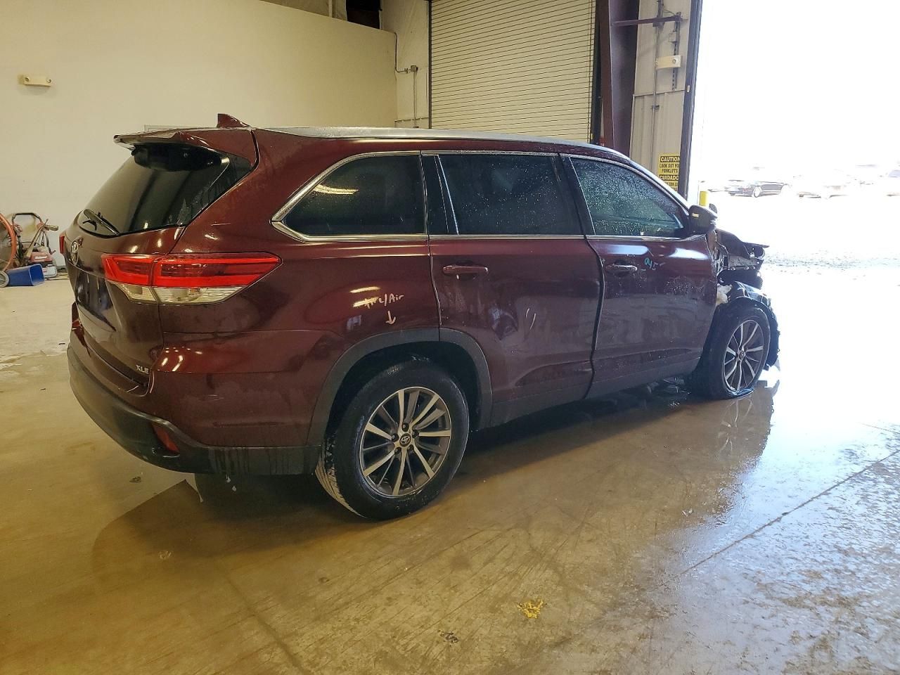 2019 Toyota Highlander se