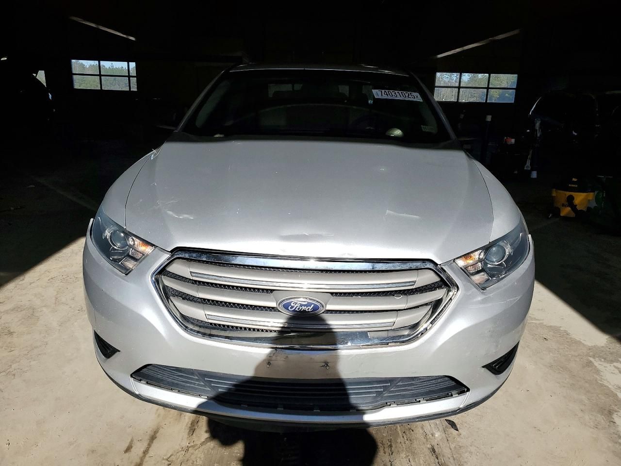 2016 Ford Taurus se