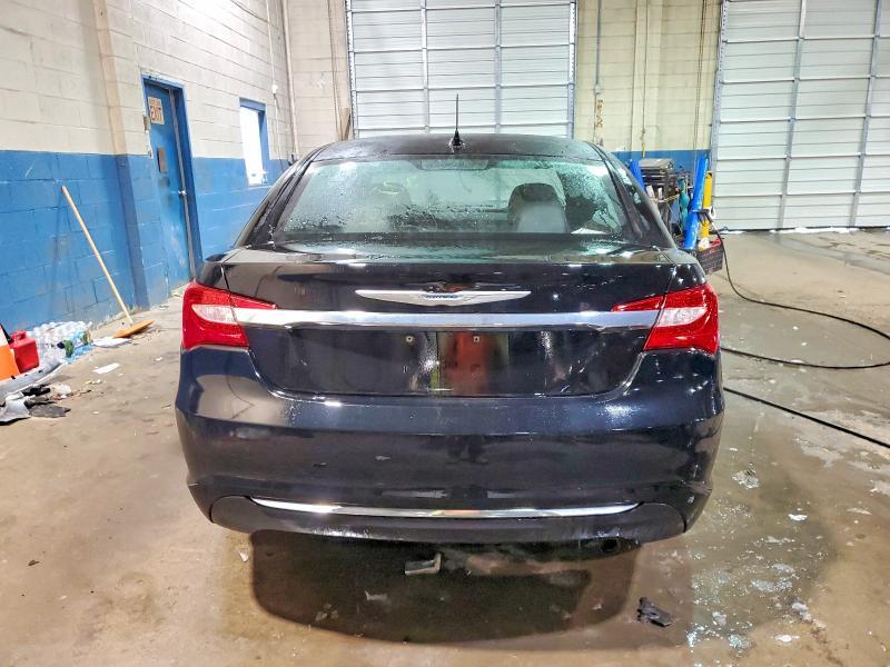 2011 Chrysler 200 Limited