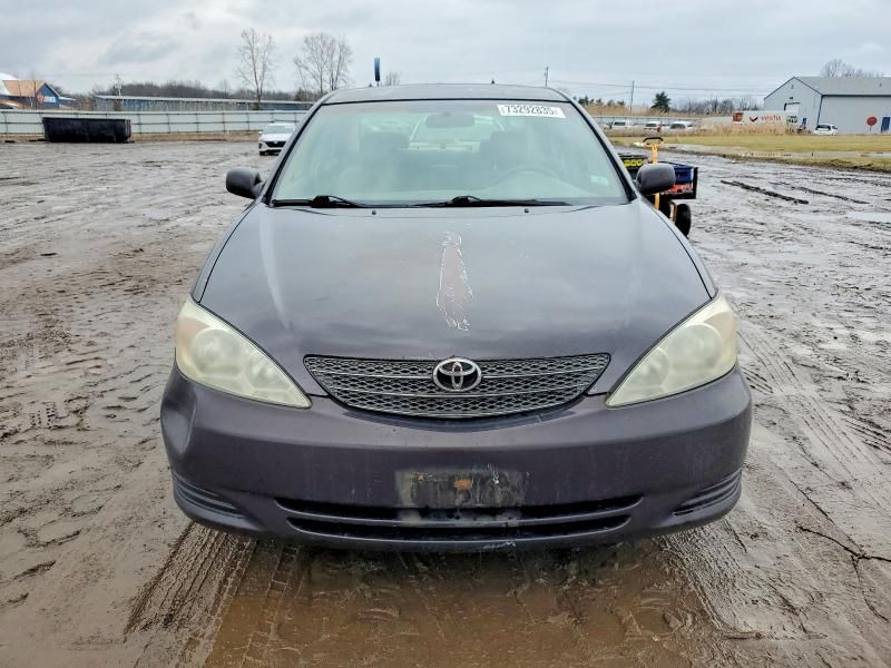 2003 Toyota Camry le