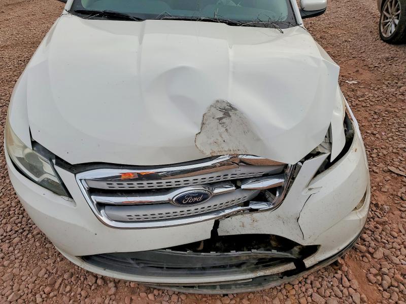 2010 Ford Taurus sel