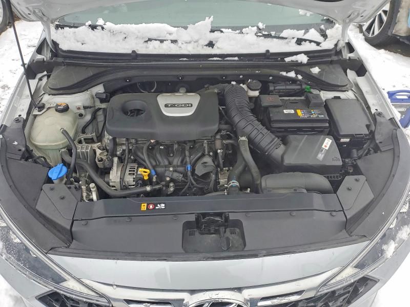 2020 Hyundai Elantra Sport