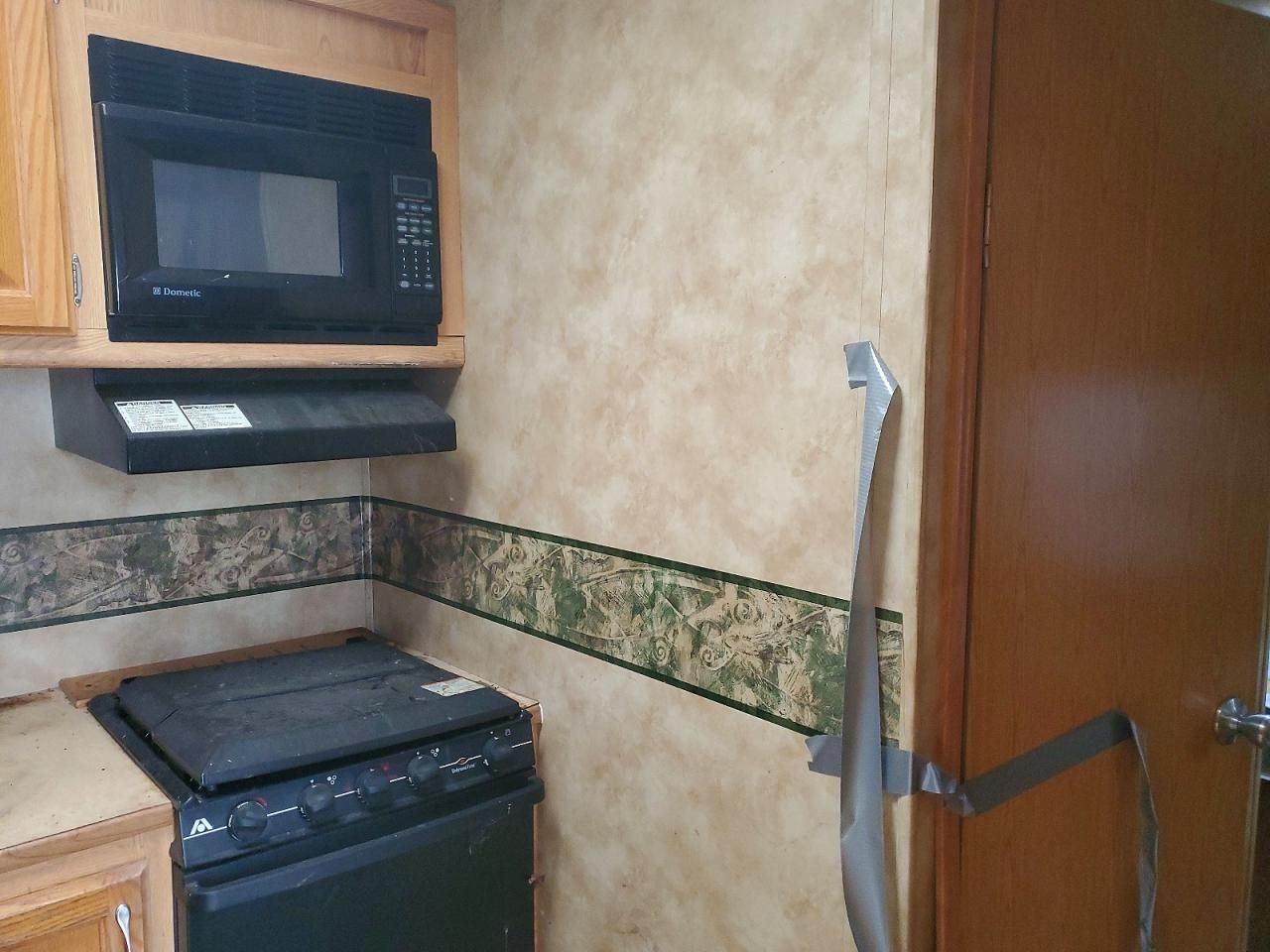 2005 Rapt 5th Wheel-Camper