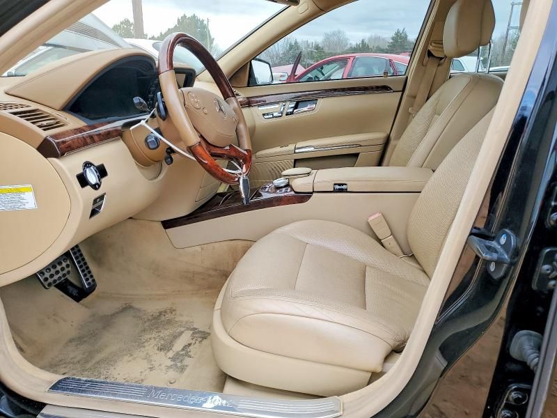 2011 Mercedes-Benz S 550