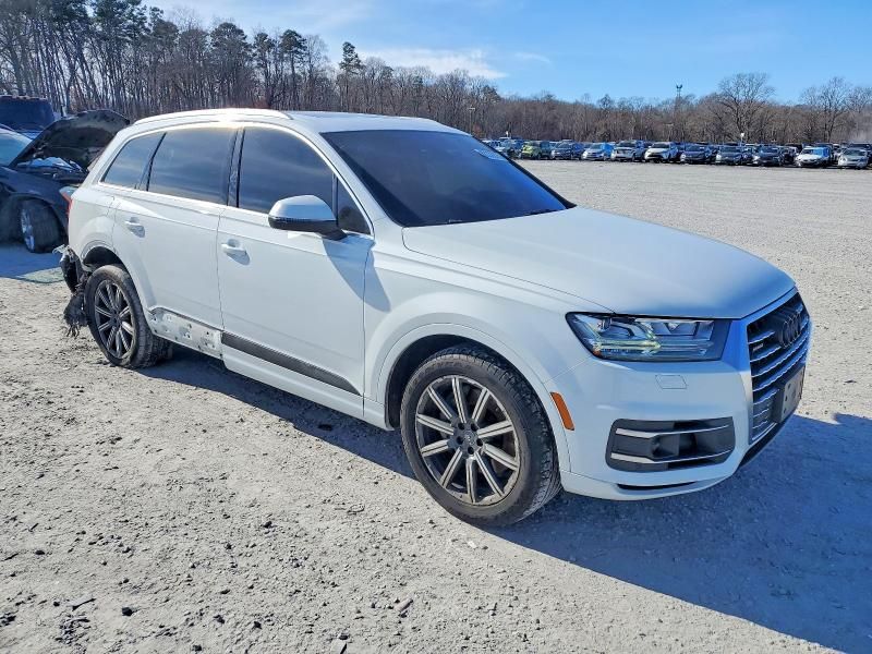 2018 Audi Q7 Prestige