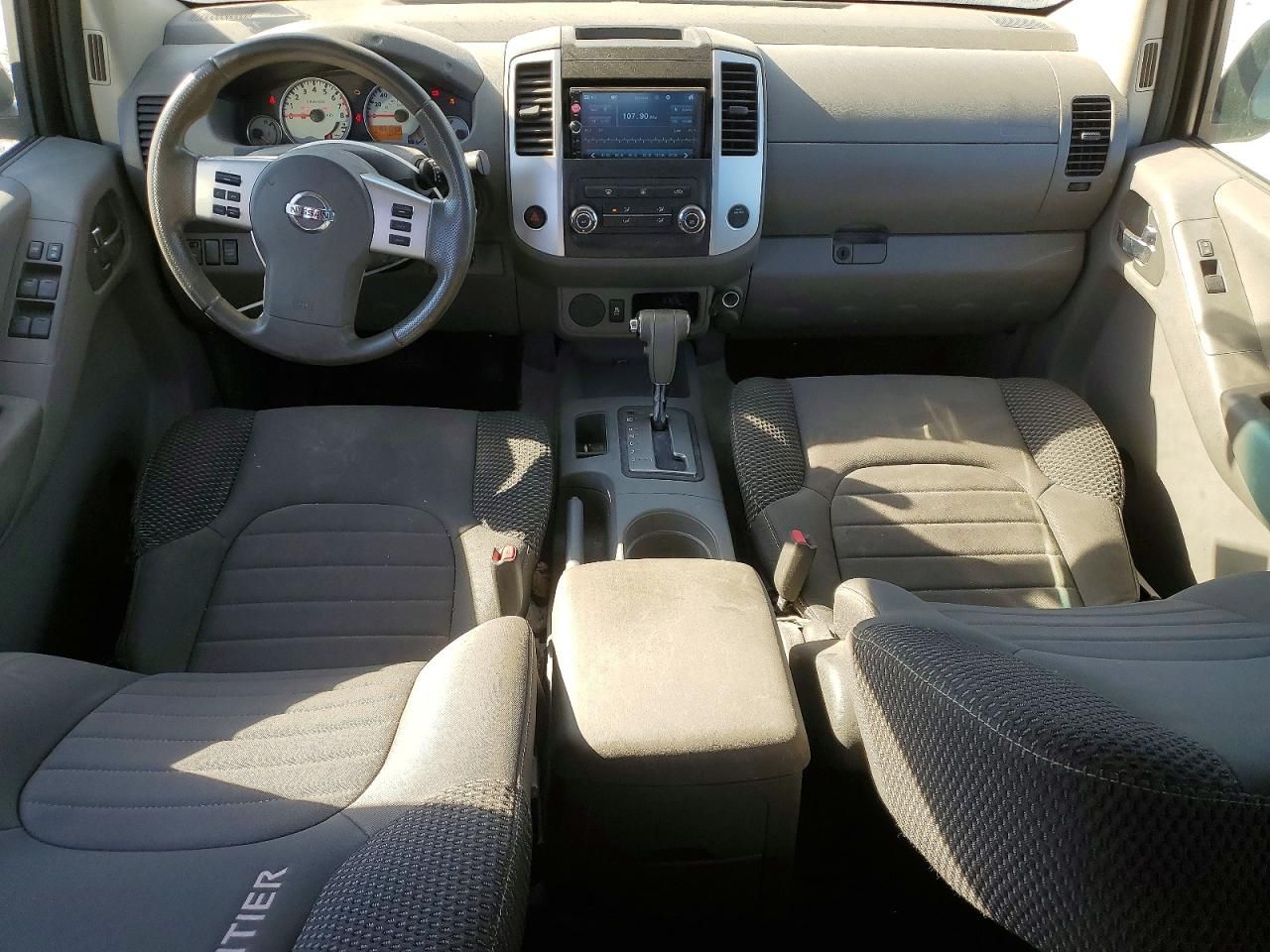 2013 Nissan Frontier s