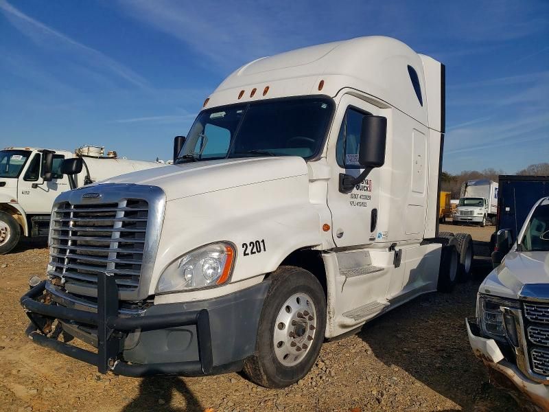 2019 Freightliner Cascadia 125 Semi Truck