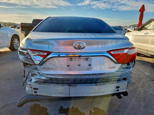 2016 Toyota Camry le