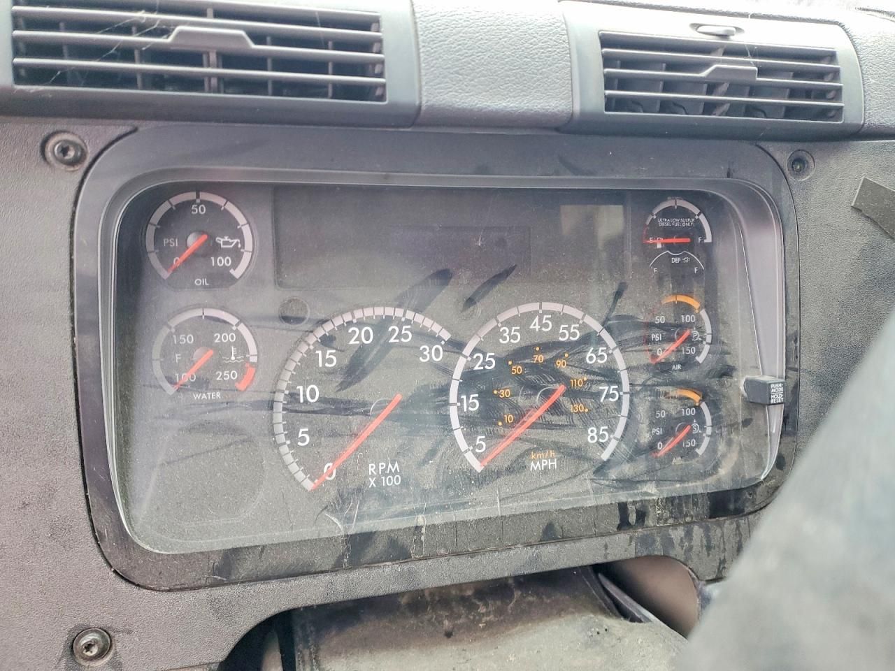 2018 Freightliner Cascadia 125