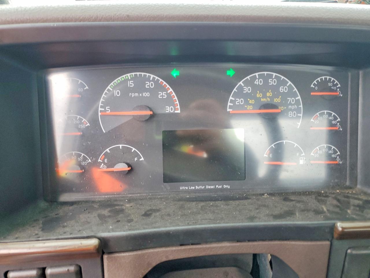 2018 Volvo VNL Semi Truck