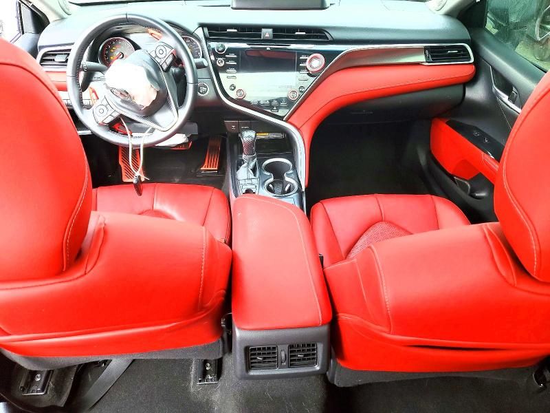 2018 Toyota Camry xse