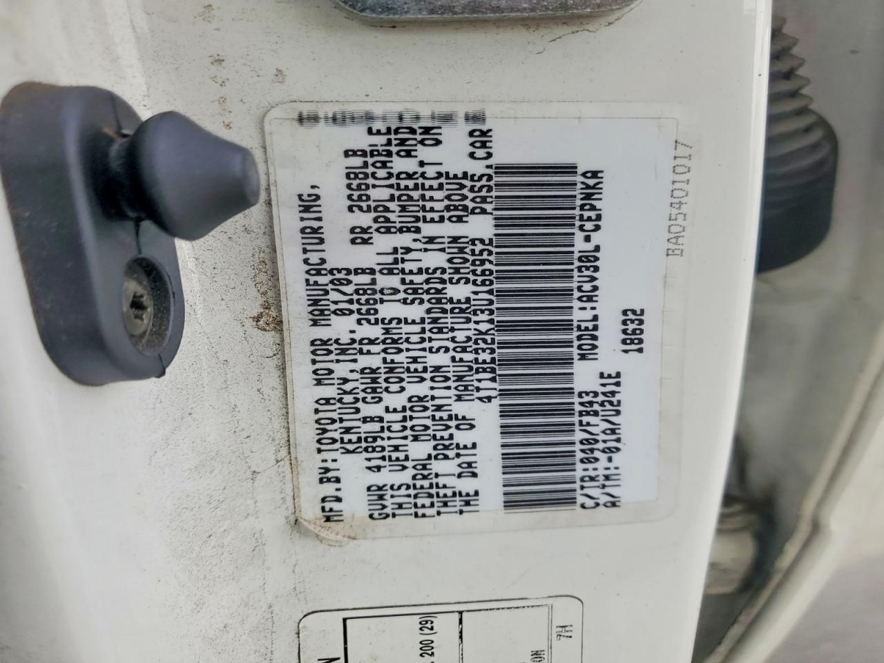 2003 Toyota Camry le