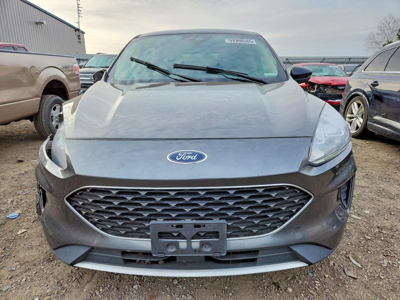 2020 Ford Escape se