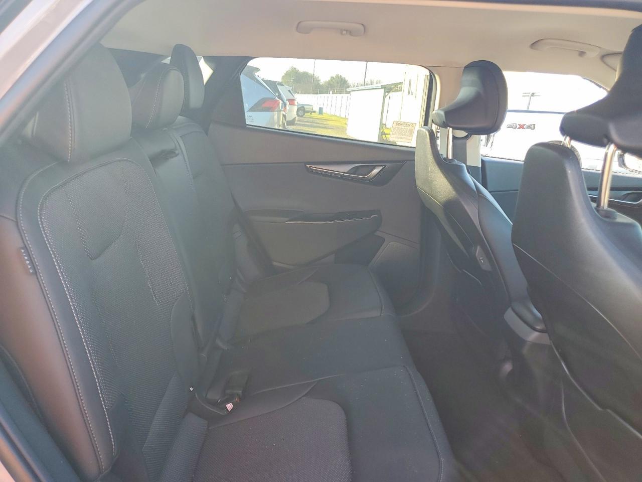 2025 KIA EV6 Light