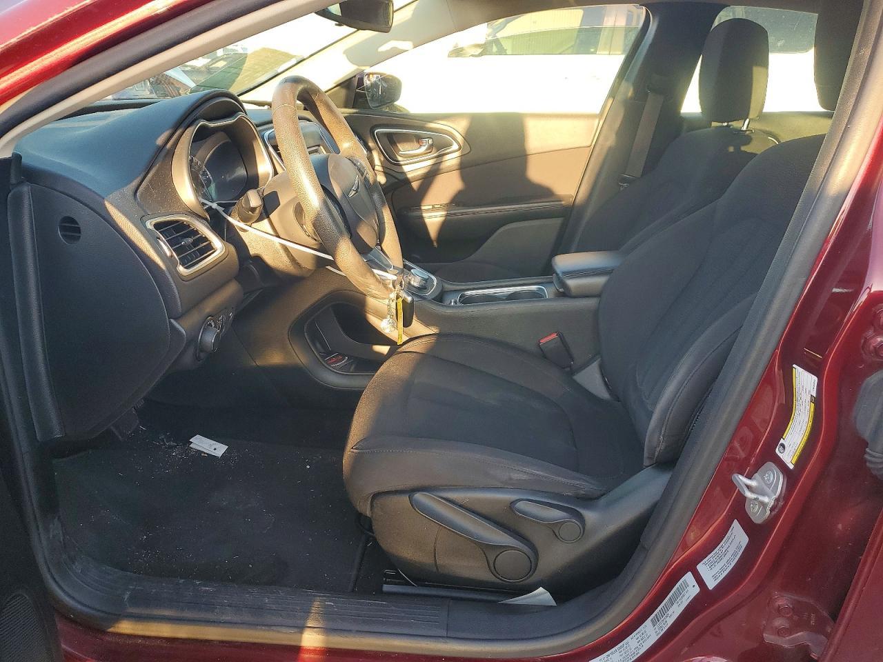 2015 Chrysler 200 lx