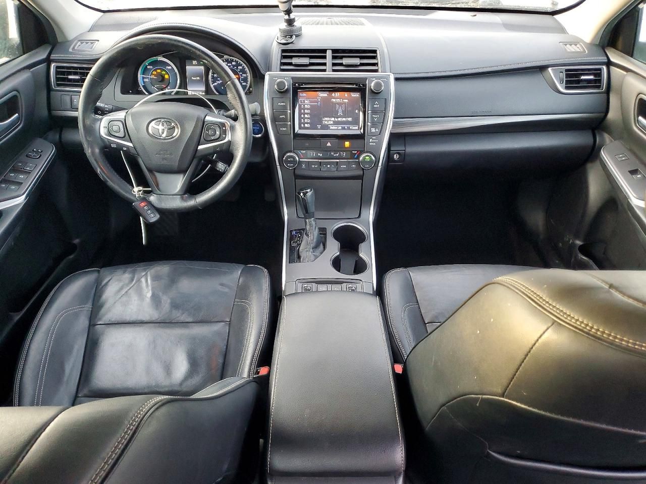 2015 Toyota Camry Hybrid