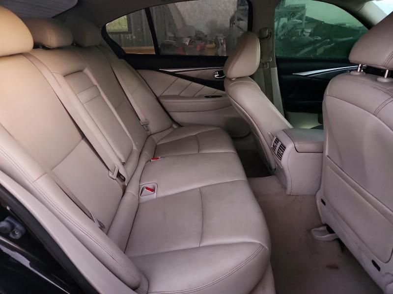 2014 Infinity Q50 Base