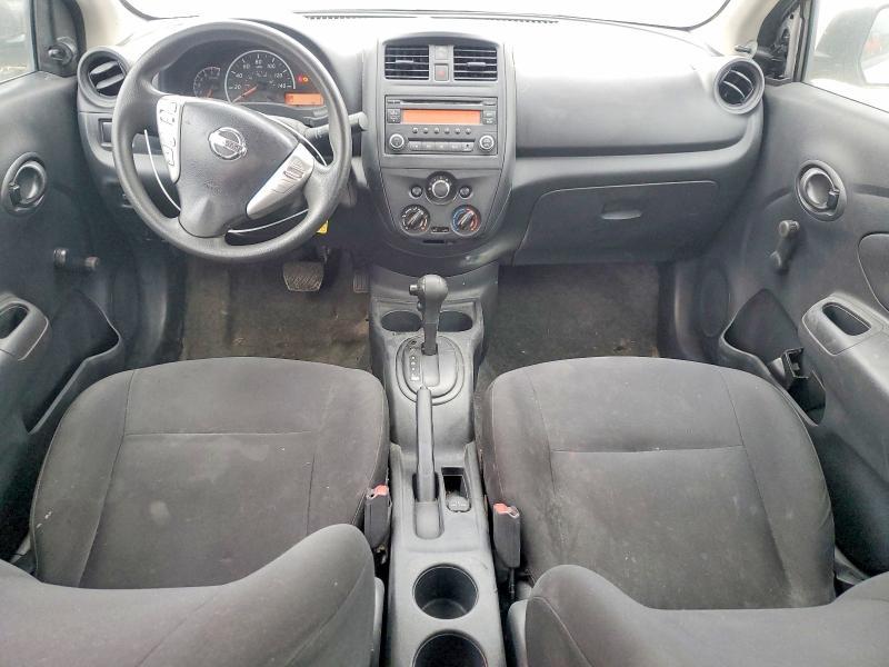 2015 Niss Versa 1.6 s Plus