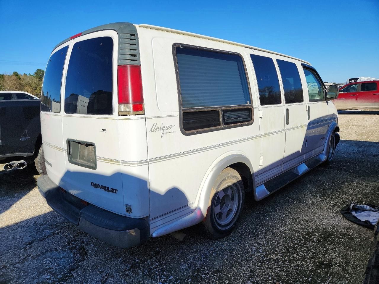 2000 Chevrolet Express G1500