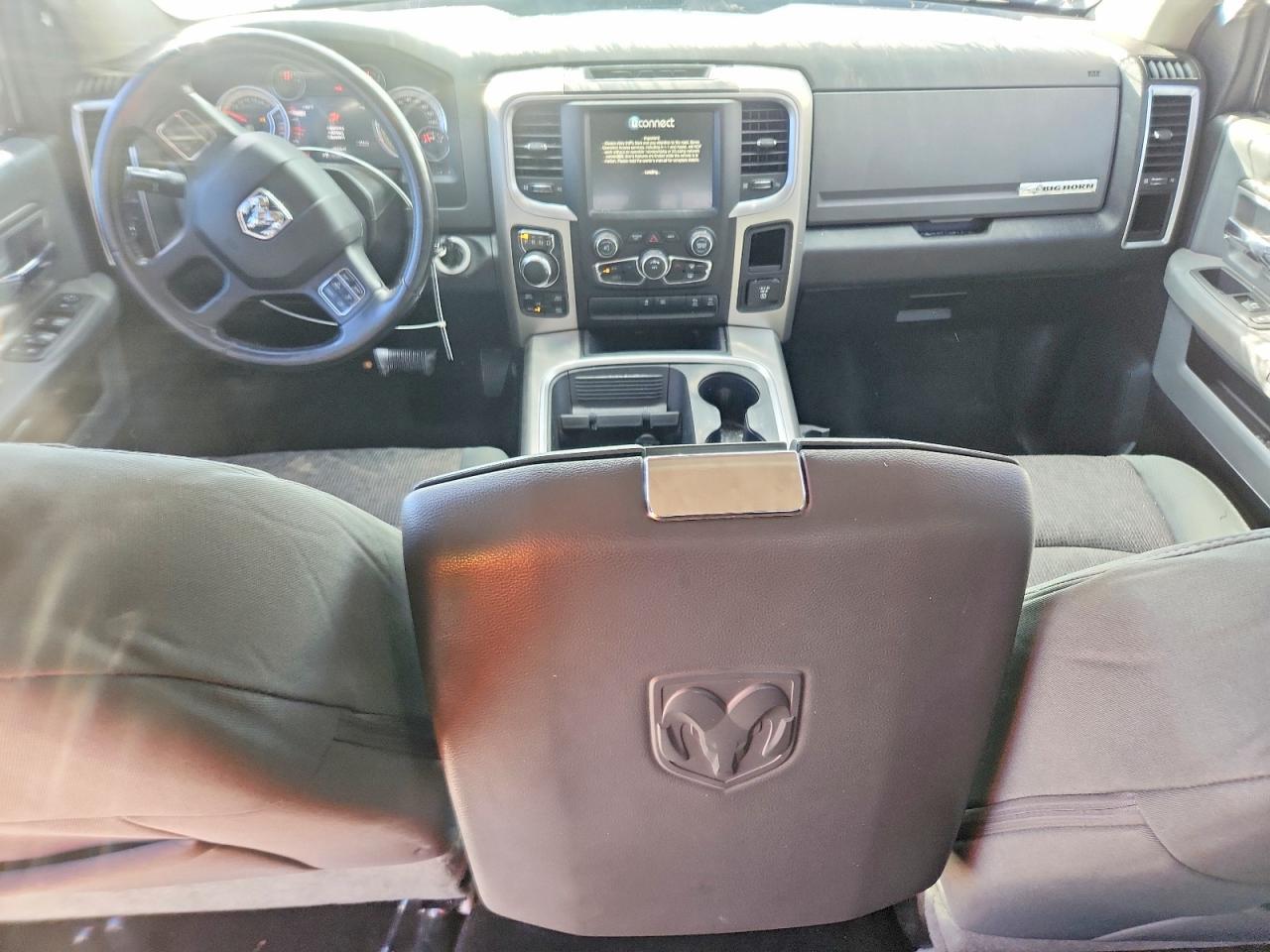 2016 Dodge Ram 1500 slt