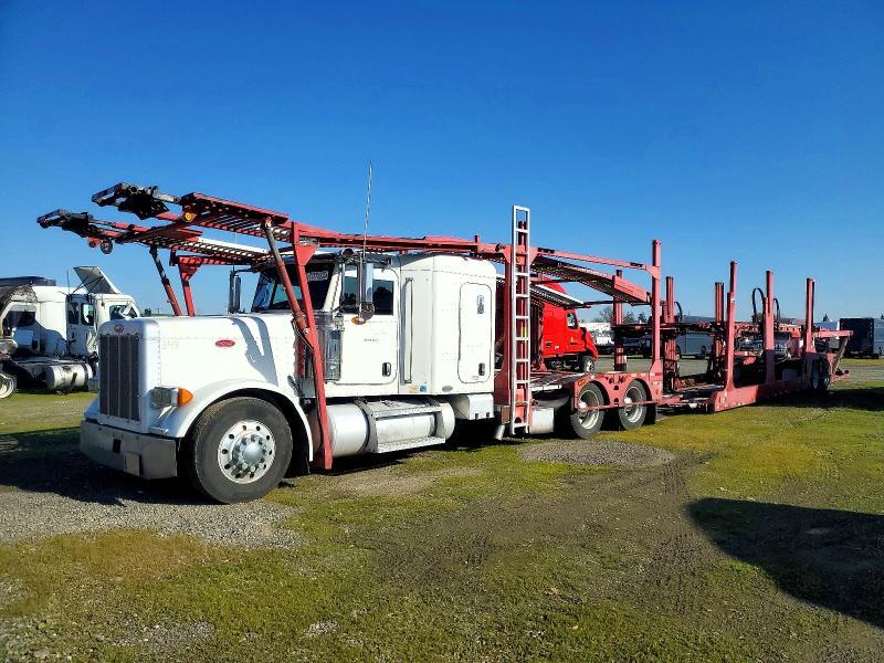 2006 Peterbilt 379 Car Carrier Truck With Car Carrier Trailer
