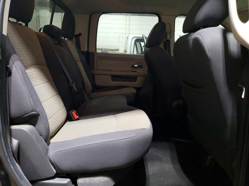 2012 Dodge Ram 1500 slt