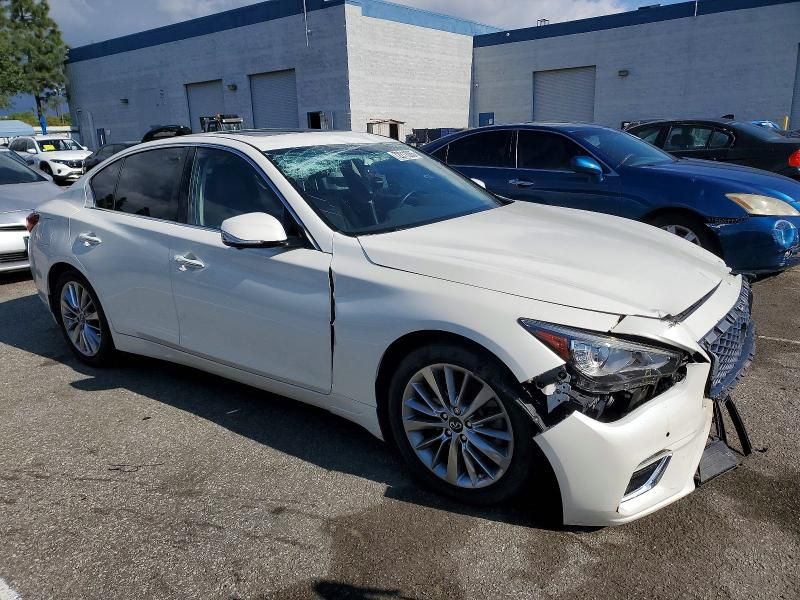 2021 Infiniti Q50 Luxe