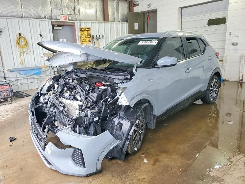 2022 Nissan Kicks sv