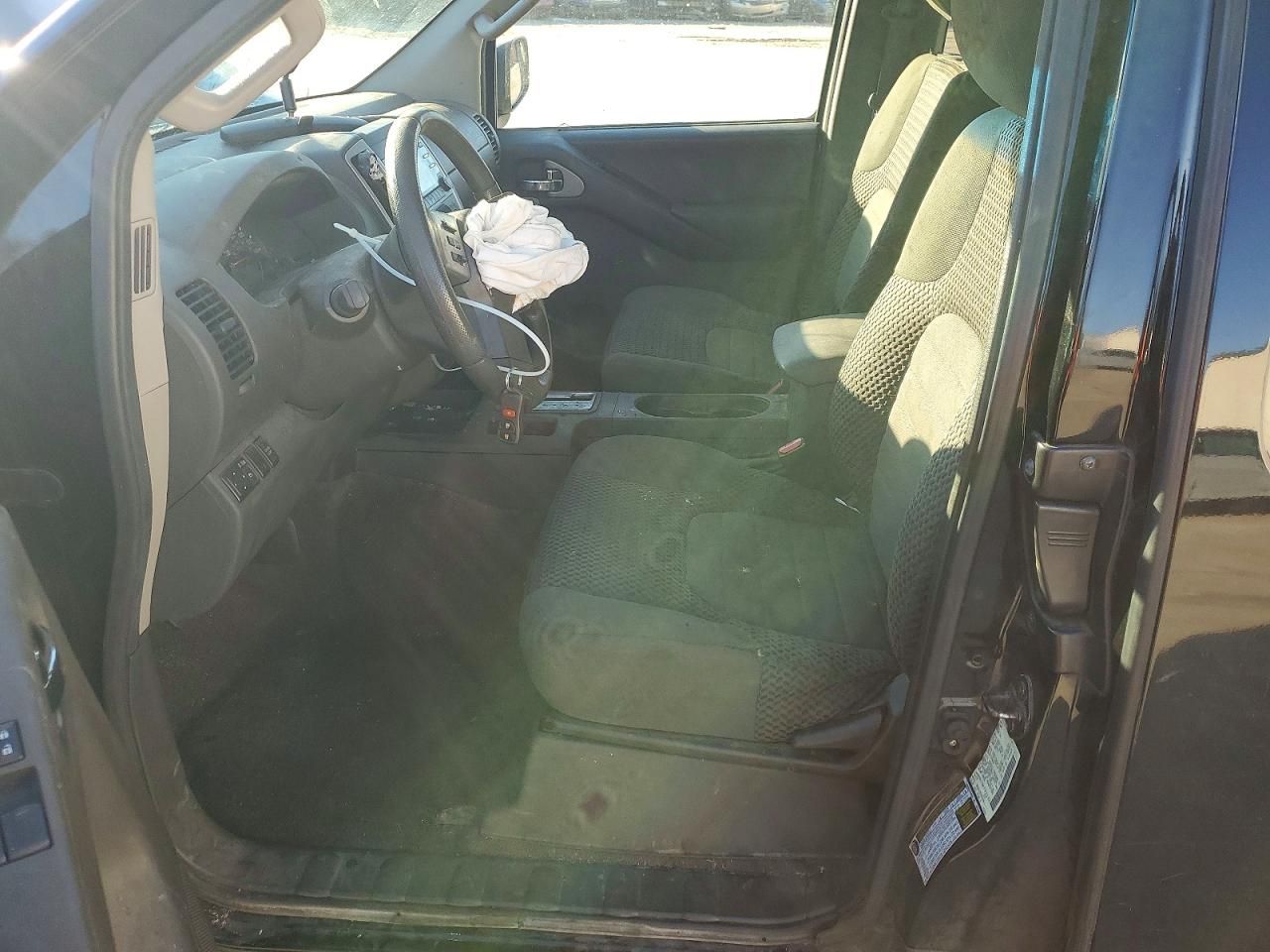 2013 Nissan Frontier S