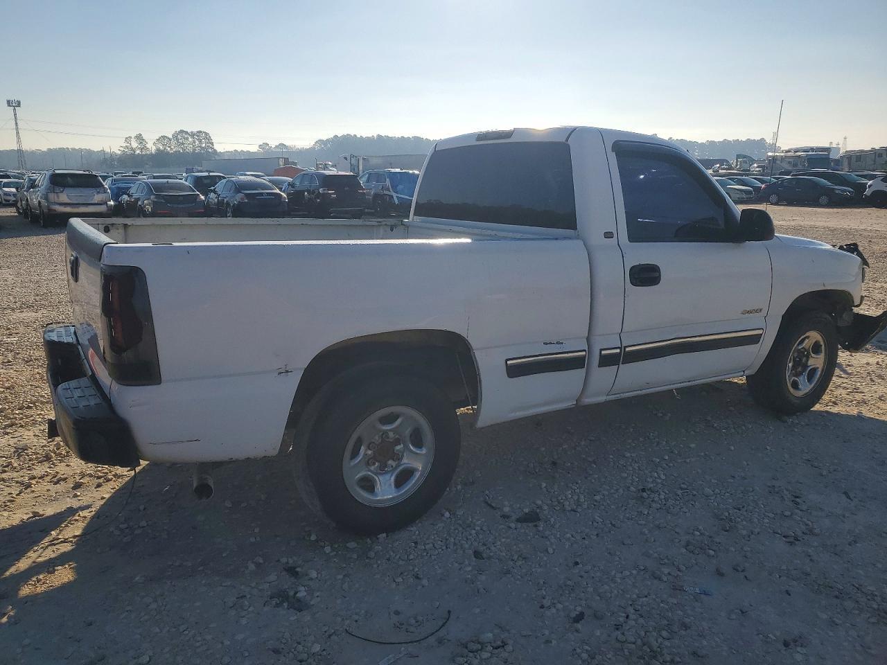 2002 Chevrolet Silverado C1500