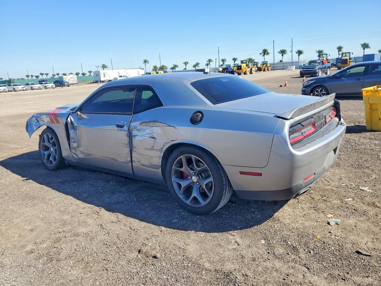 2015 Dodge Challenger sxt