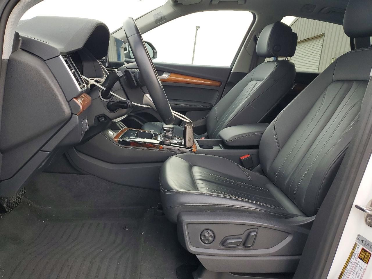 2023 Audi Q5 Premium Plus 45