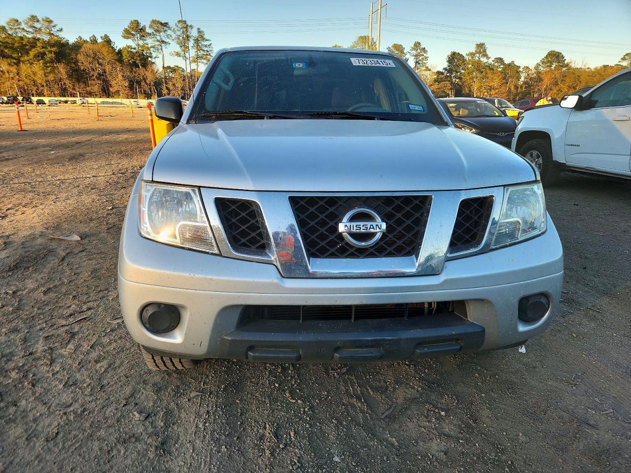 2019 Niss Frontier s