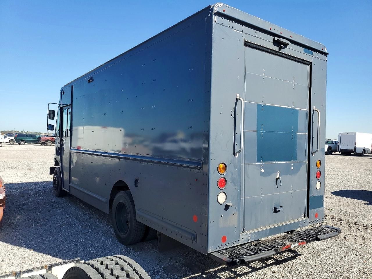 2020 Freightliner MT 45G Delivery Truck
