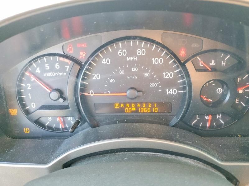 2005 Nissan Armada se