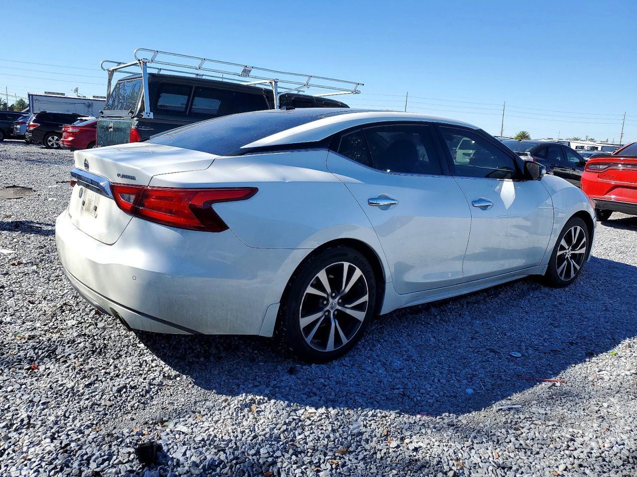 2016 Nissan Maxima